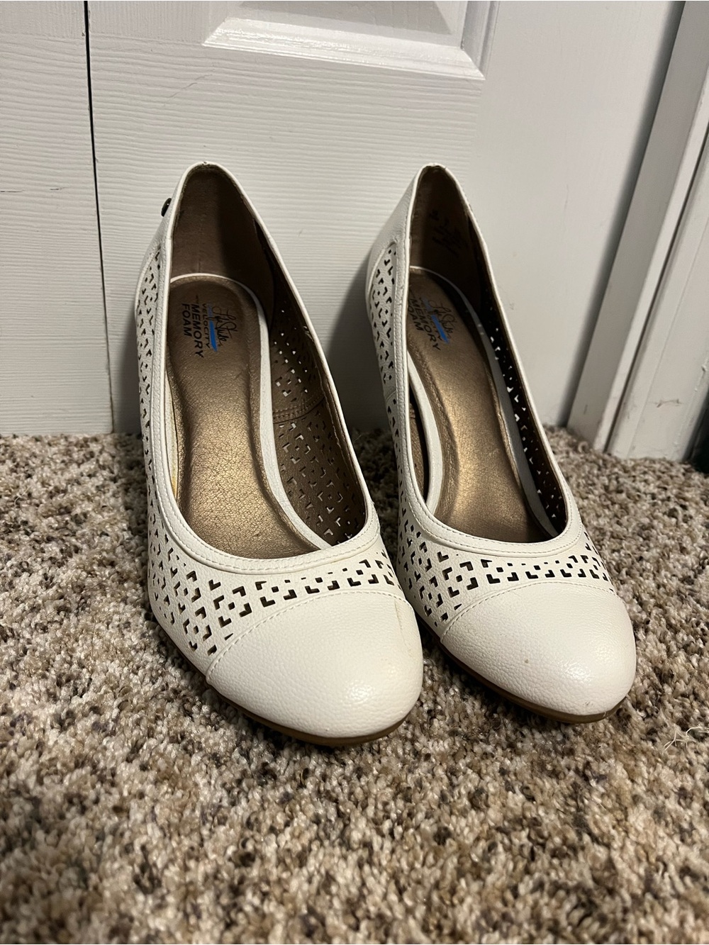 LifeStride White Perforated Heels